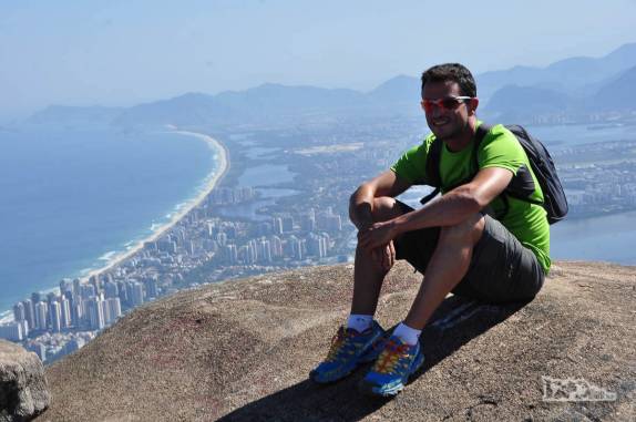 O Valentín no alto da Pedra da Gavea, no Rio de Janeiro